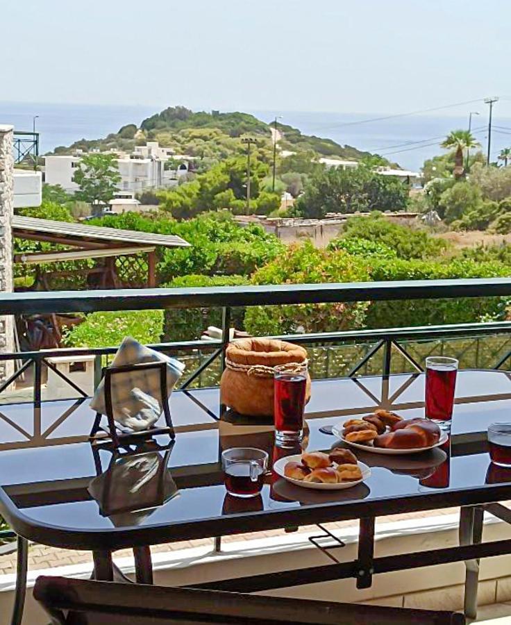 Melrose Maisonette By The Sea 아나비소스 외부 사진